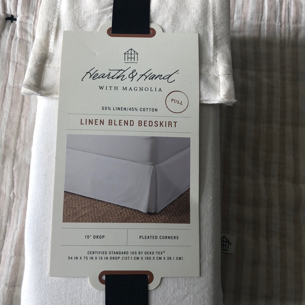 Hearth and Hand bedskirt